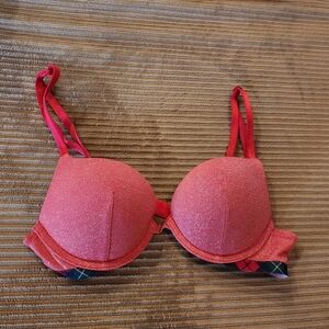 NWOT Victoria's Secret Sparkling Red Bra